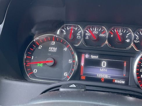 Used 2016 GMC Yukon SLE w/ Convenience Package image 14