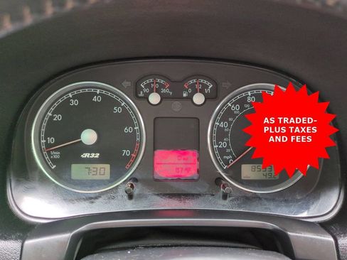 Used 2004 Volkswagen R32 image 23