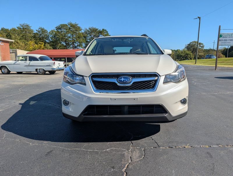 Used 2015 Subaru Crosstrek 2.0i Premium AWD/4WD image 3