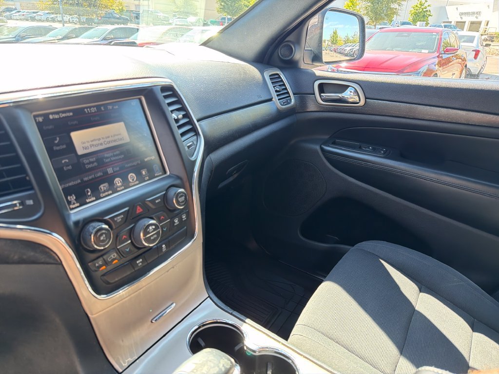 Used 2015 Jeep Grand Cherokee Laredo w/ Quick Order Package 23E RWD image 23