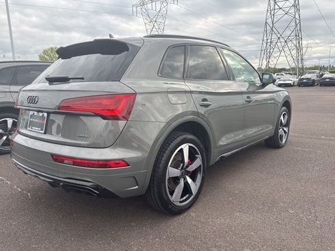Used 2024 Audi Q5 2.0T Premium Plus w/ Premium Plus Package AWD/4WD image 3