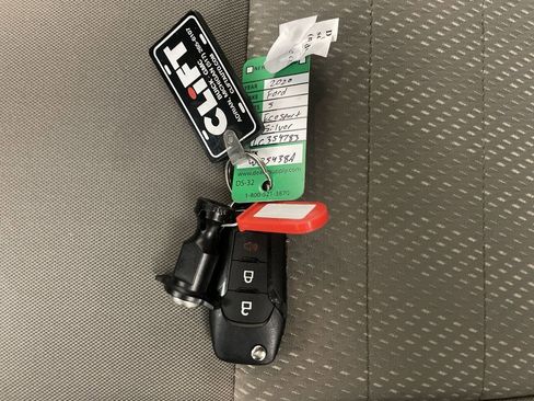 Used 2020 Ford EcoSport S image 26