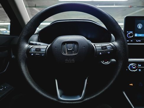 Used 2025 Honda CR-V EX image 21