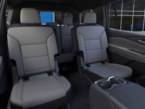 New 2026 Chevrolet Traverse LT w/ Driver Confidence Package AWD/4WD image 17