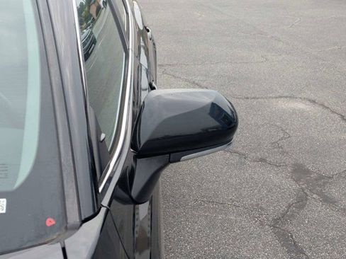 Used 2023 Toyota Camry SE FWD image 11