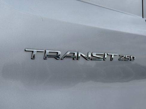 Used 2023 Ford Transit 250 148 High Roof Extended w/ Load Area Protection Package RWD image 10