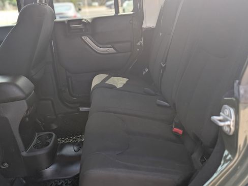 Used 2015 Jeep Wrangler Unlimited Sport w/ Quick Order Package 24S image 19