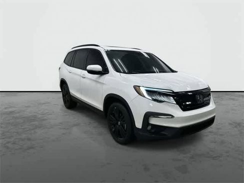 Certified 2022 Honda Pilot Black Edition image 6