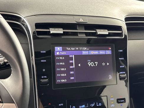Used 2022 Hyundai Tucson SEL w/ Convenience + Premium Package FWD image 6