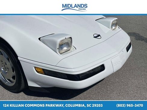 Used 1995 Chevrolet Corvette Coupe RWD image 16