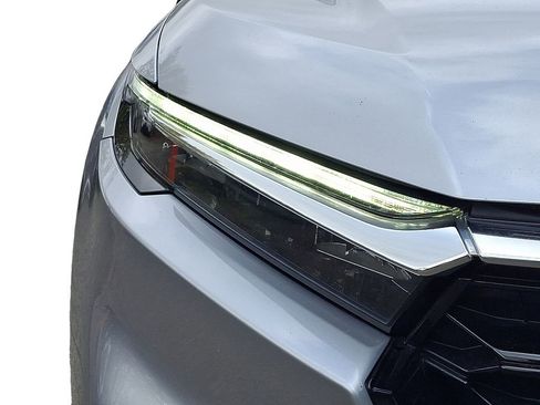 Used 2024 Honda CR-V EX-L image 10