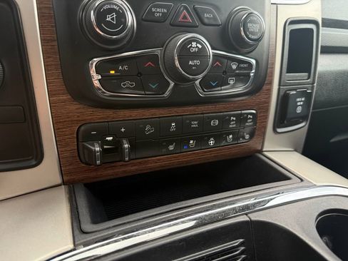 Used 2017 RAM 2500 Laramie w/ Sport Appearance Group image 41