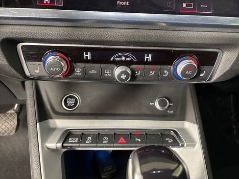 Used 2022 Audi Q3 2.0T Premium Plus w/ Premium Plus Package image 18