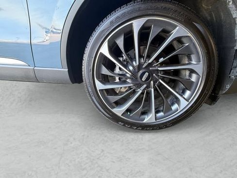 Used 2025 Lincoln Aviator Reserve w/ Equipment Group 201A AWD/4WD image 23