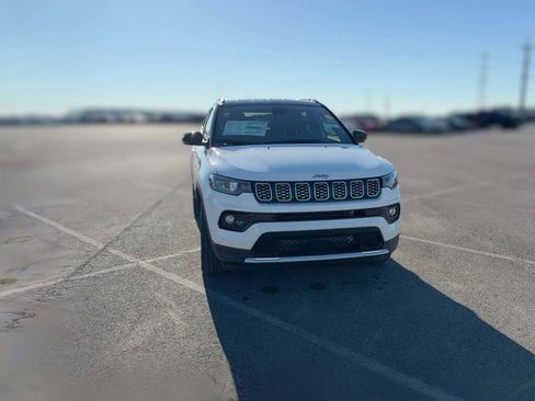 New 2026 Jeep Compass Limited image 17