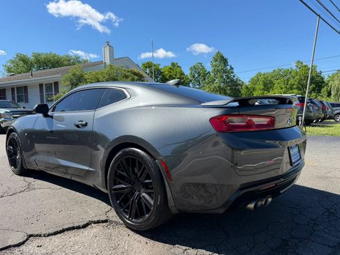 Used 2018 Chevrolet Camaro SS RWD image 4