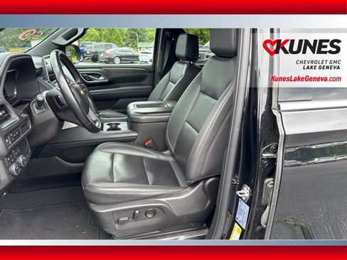 Used 2024 Chevrolet Suburban LT AWD/4WD image 12