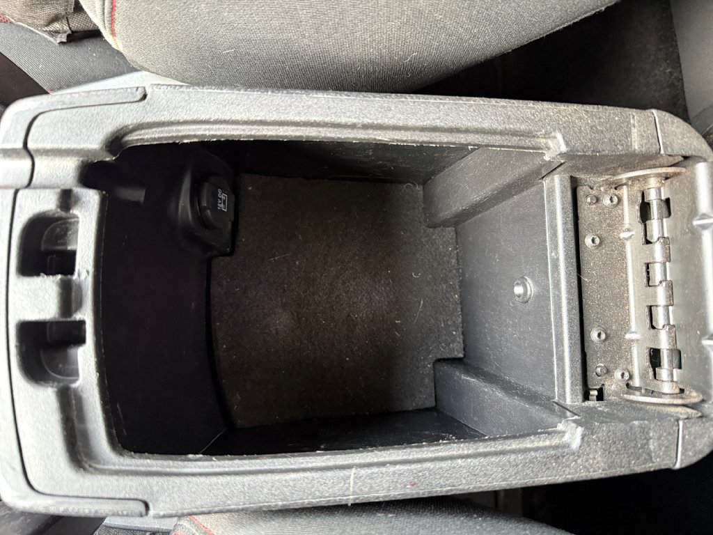 Used 2012 Dodge Avenger SXT Plus FWD image 45
