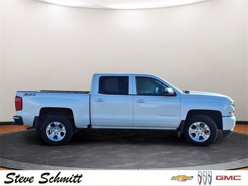 Certified 2018 Chevrolet Silverado 1500 LT w/ All Star Edition image 25