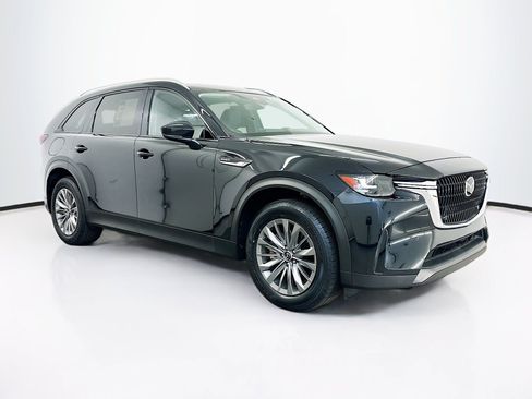 Used 2025 MAZDA CX-90 Plug-In Hybrid w/ Preferred AWD/4WD image 7