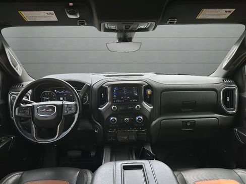 Used 2021 GMC Sierra 1500 AT4 w/ AT4 Value Package AWD/4WD image 16