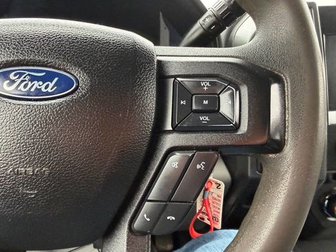 Used 2017 Ford F250 XLT w/ XLT Premium Package AWD/4WD image 21