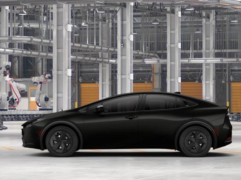 New 2027 Toyota Prius Plug-In Hybrid FWD image 4
