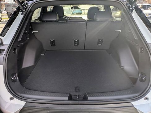 New 2026 Chevrolet Equinox EV LT FWD image 30