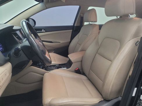 Used 2018 Hyundai Tucson SEL Plus FWD image 17