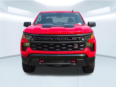 Used 2023 Chevrolet Silverado 1500 Custom Trail Boss AWD/4WD image 10
