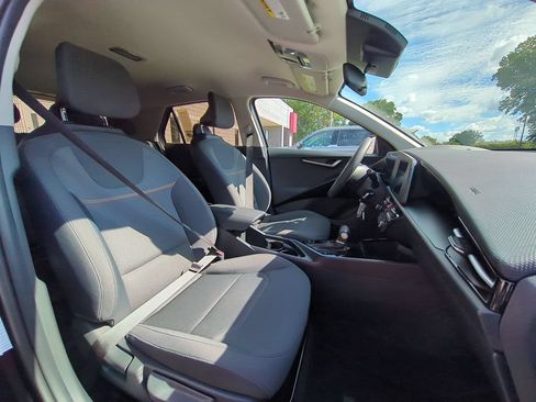 Used 2025 Kia Niro LX FWD image 30