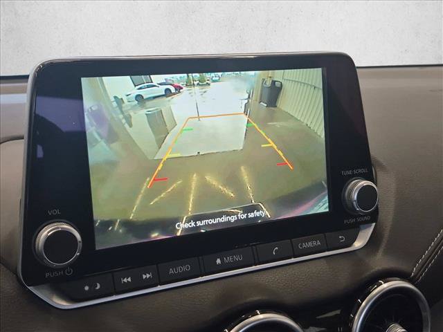 Used 2025 Nissan Sentra SV FWD image 14