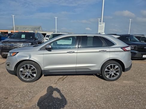 Used 2016 Ford Edge Titanium w/ Technology Package AWD/4WD image 2