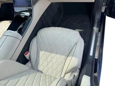 Used 2022 Mercedes-Benz S 500 4MATIC w/ 3D Technology Package image 16
