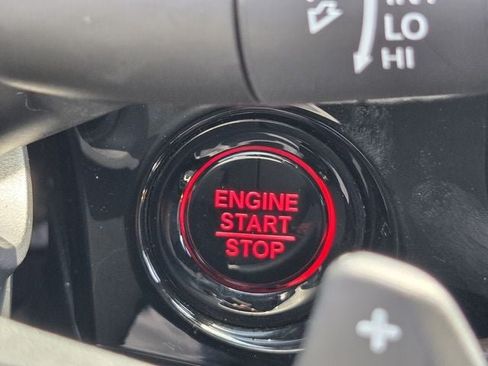 Used 2025 Honda Civic Sport image 25