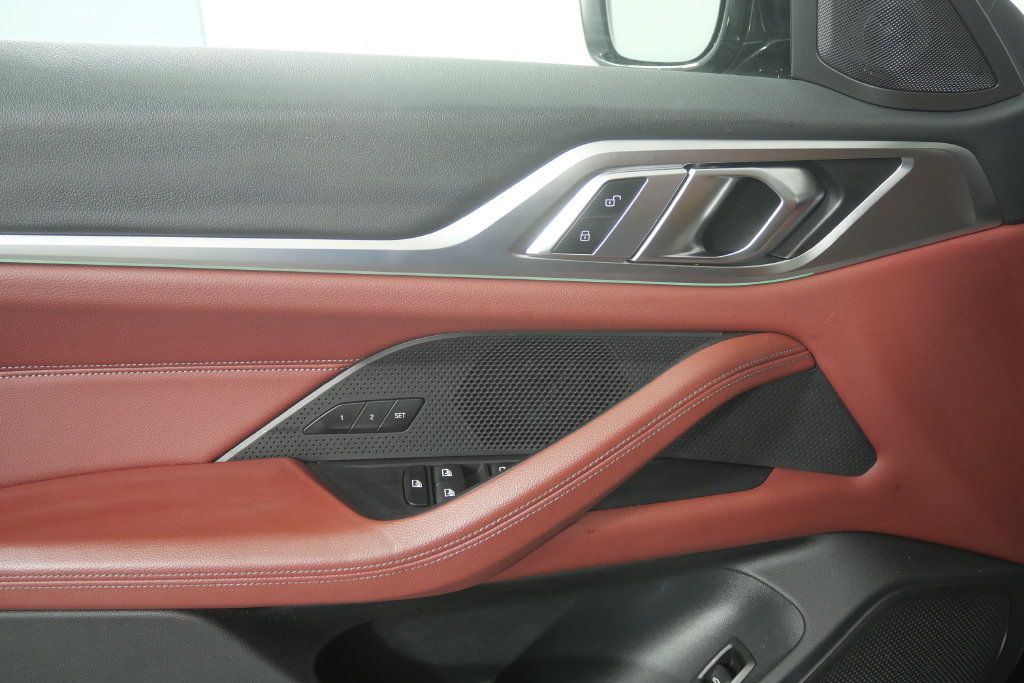 Certified 2023 BMW i4 eDrive35 RWD image 9