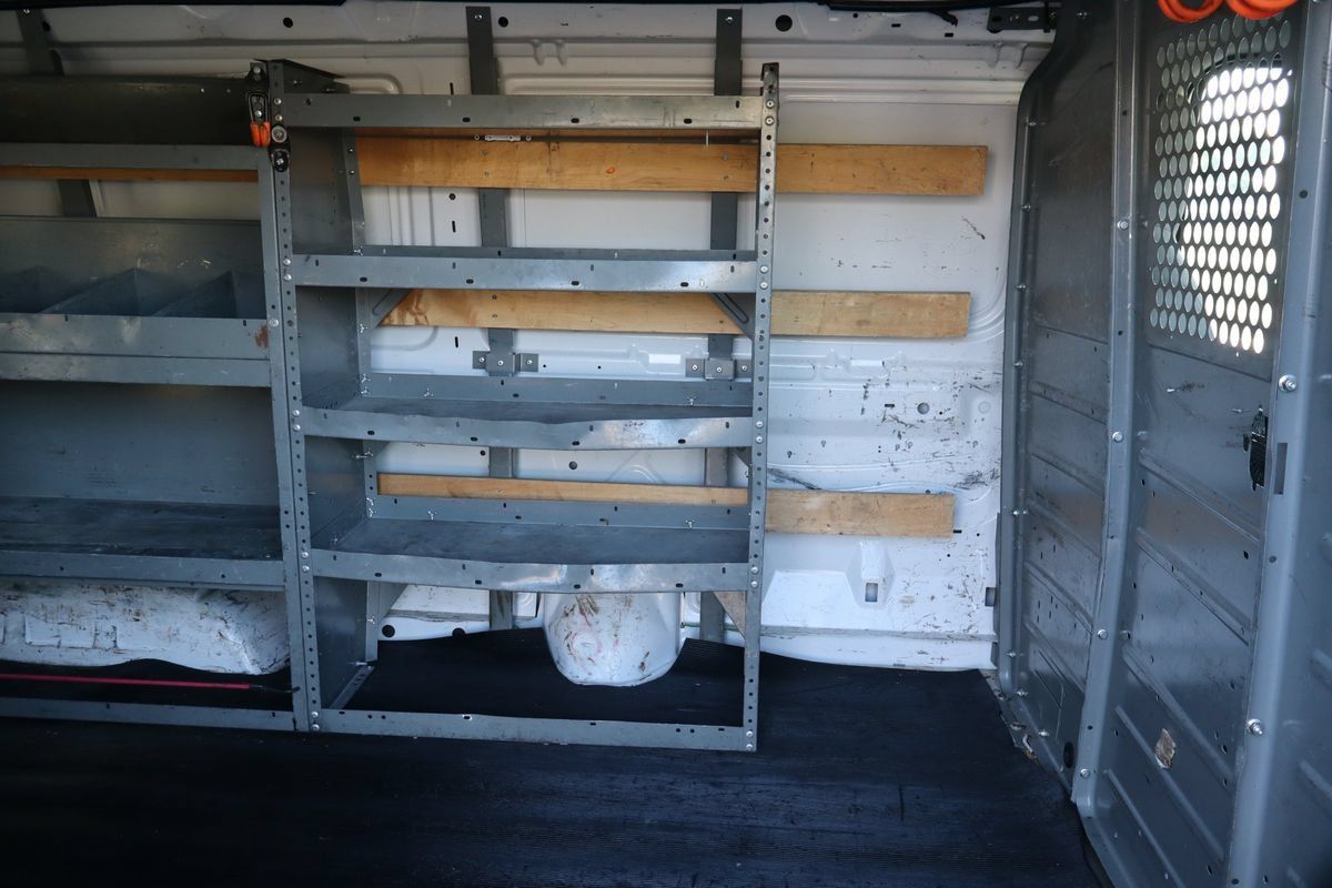Used 2014 Ford E-250 and Econoline 250 w/ Power Group RWD image 18