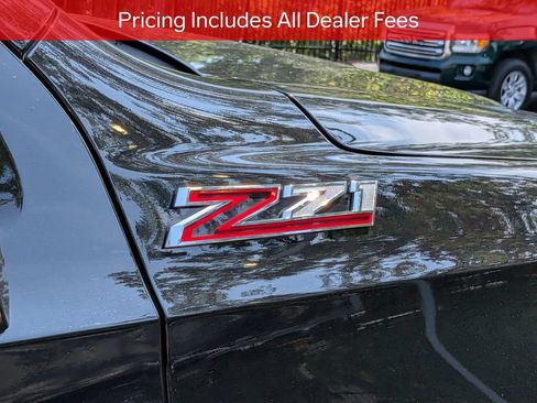 Used 2021 Chevrolet Tahoe Z71 w/ Z71 Signature Package AWD/4WD image 8