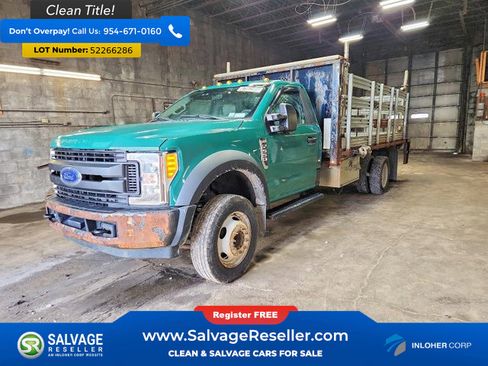 Used 2017 Ford F550 2WD Regular Cab Super Duty image 3