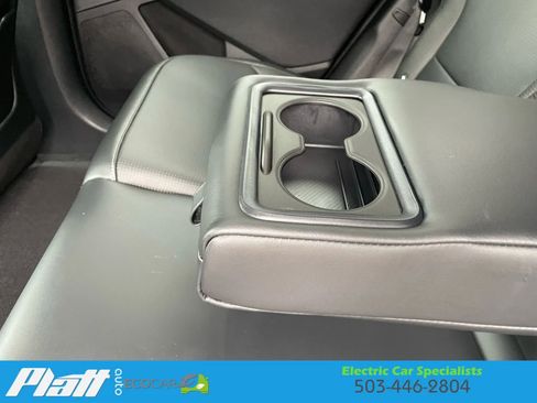 Used 2025 Kia EV6 Wind image 42