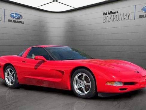 Used 2004 Chevrolet Corvette Coupe w/ Roof Package RWD image 1