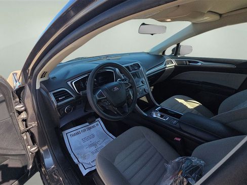 Used 2018 Ford Fusion S image 24