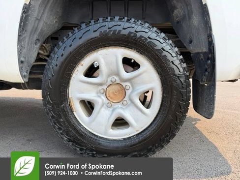 Used 2017 Toyota Tundra SR AWD/4WD image 9