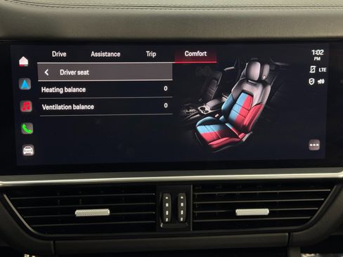 Used 2023 Porsche Cayenne S Platinum image 29