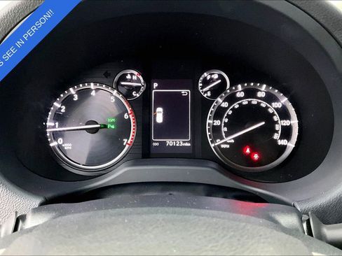 Used 2023 Lexus GX 460 Premium w/ Premium Package image 29