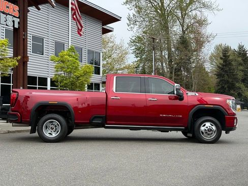 Used 2023 GMC Sierra 3500 Denali w/ Denali Ultimate Package image 2
