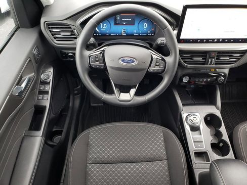 Used 2023 Ford Escape Active w/ Tech Pack #2 AWD/4WD image 13