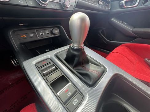 Used 2025 Honda Civic Type R image 19