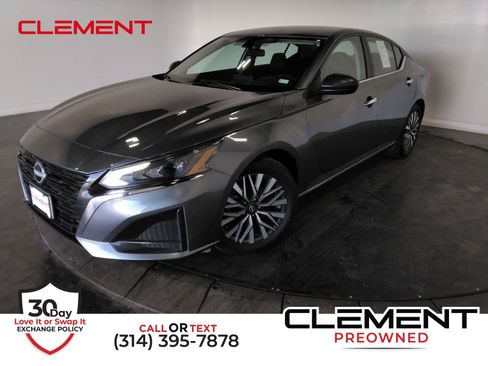 Used 2025 Nissan Altima 2.5 SV FWD image 1