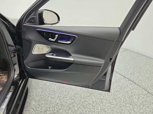 Used 2024 Mercedes-Benz C 300 Sedan image 21